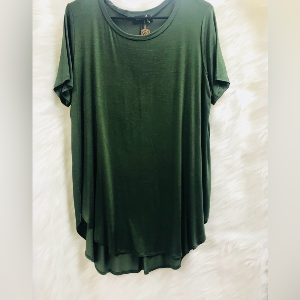 Women's Green Top